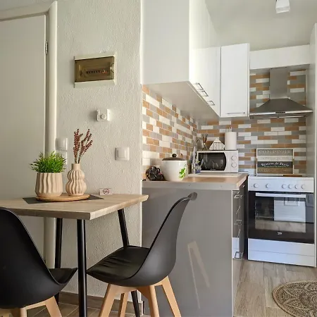 Pietra Di Luna 1 Apartment